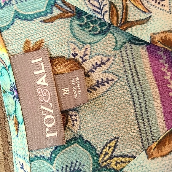 Roz & Ali Boho Blouse - Picture 7 of 11